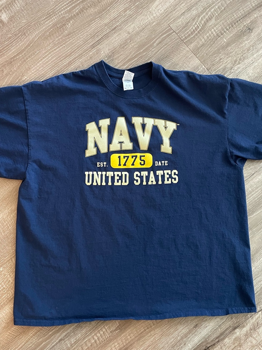 Gildan Navy Blue Cotton Crewneck Tee